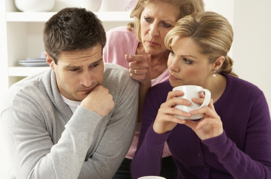 “Minha família se mete muito no meu relacionamento”