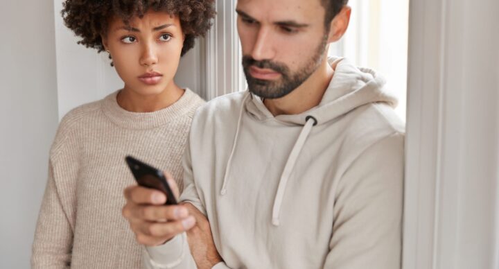 A comparação com casais das redes sociais