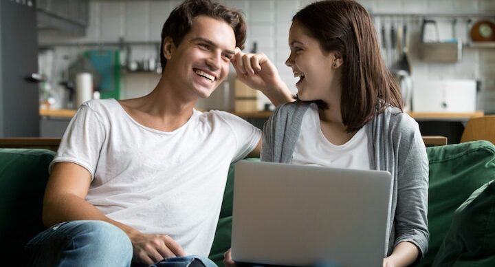 A busca por desenvolvimento pessoal em ritmos diferentes na relação