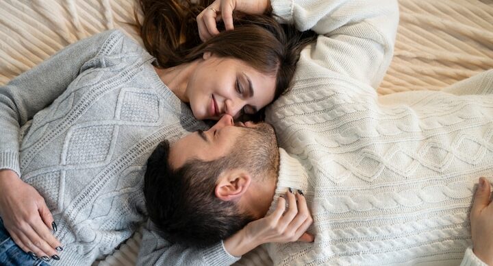 A dificuldade de desacelerar e viver o relacionamento com presença
